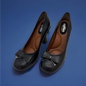 Umberto Raffini Women’s Leather Size 37 Black Slip On Pumps Shoes